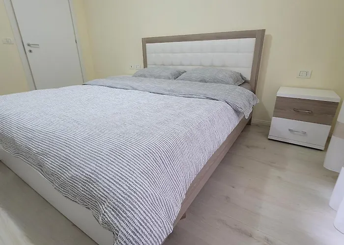 22 Appartamento Tirana